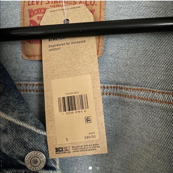 Levi’s Denim Jacket - Picture 2 of 4